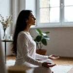 Apaiser ses émotions grâce à la respiration consciente thérapie